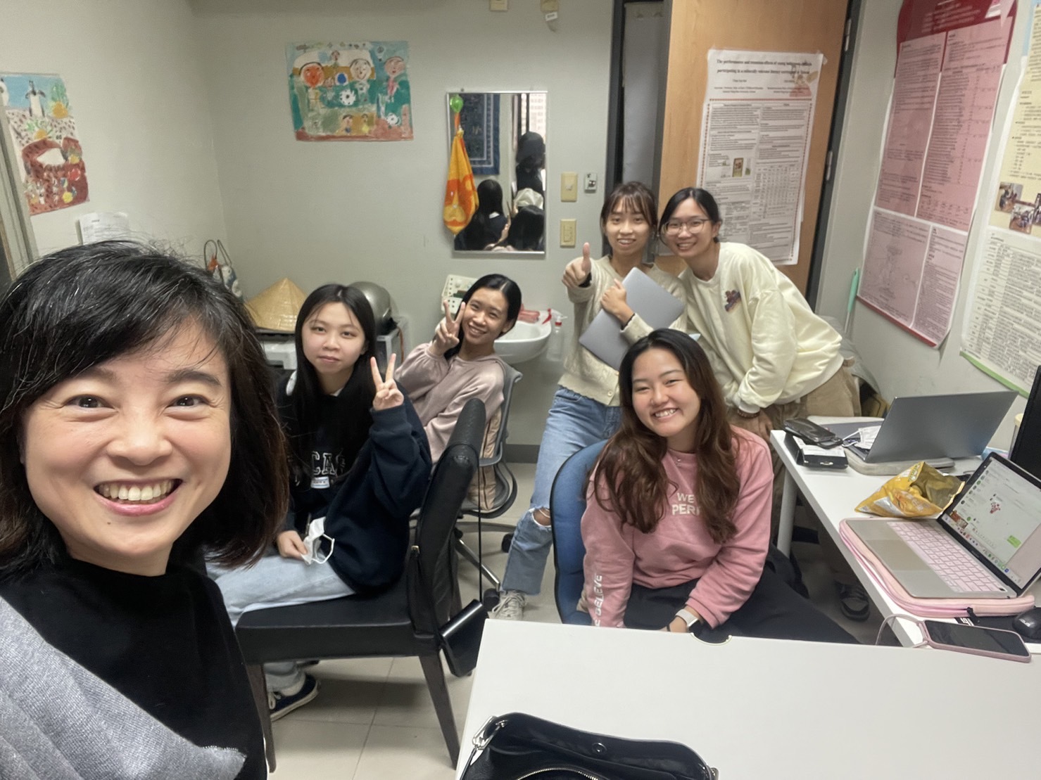 Colleen-研究室實習